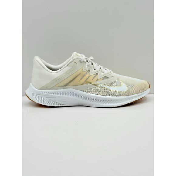 Size 9 - Nike Quest‎ 3 Platinum Tint Metallic Gold Star Womens Running Shoes - Picture 1 of 10